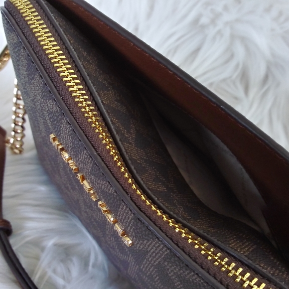 NWT MICHAEL KORS CINDY DOME CROSSBODY BAG - Picture 3 of 8